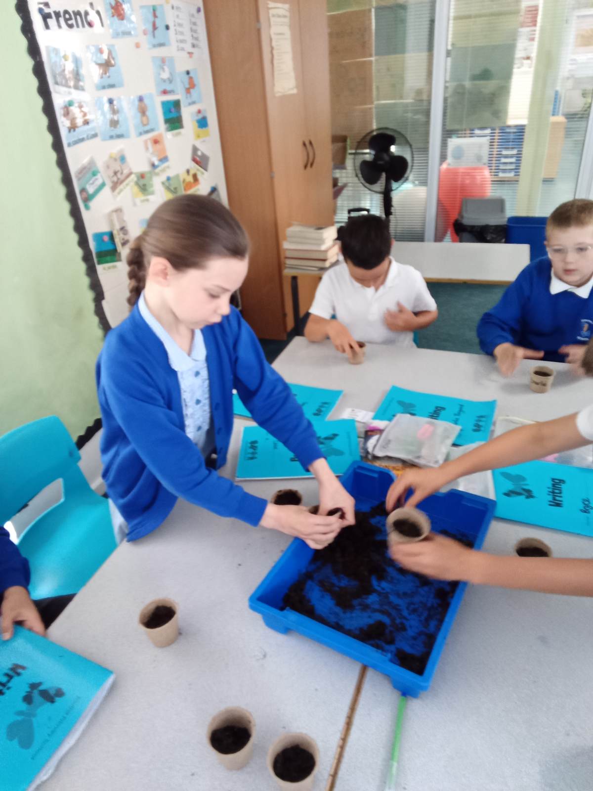 🌻🕵️‍♀️ Year 4 Joins the Secret Gardeners Club! 🕵️‍♂️🌻